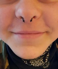 Piercing in Gehrden Septum schwarz mit Spitzen Barbara